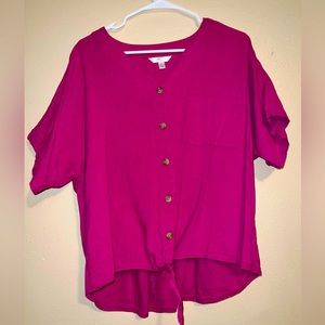Women’s woven top